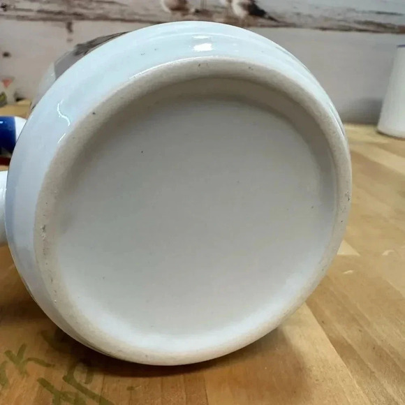 Kendal JENNER & BAD BUNNY COFFE CUP EUC - Picture 5 of 5